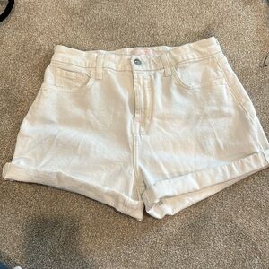 Classic White Women's Jean Shorts with Rolled Hem